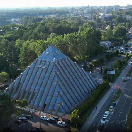 Piramida Park Hotel & Wellness Tychy Eksteriør bilde