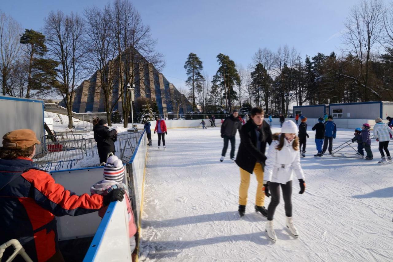 Piramida Park Hotel & Wellness Tychy Eksteriør bilde