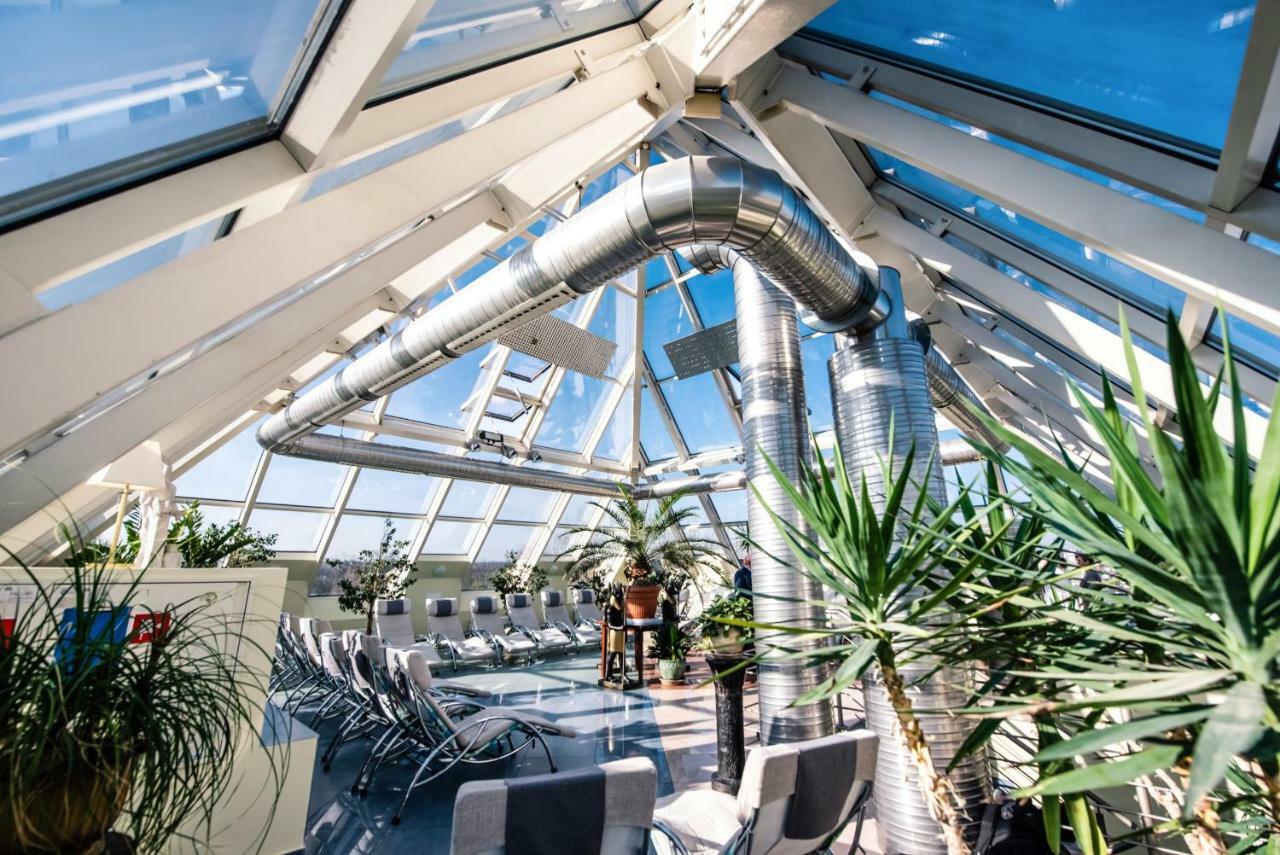 Piramida Park Hotel & Wellness Tychy Eksteriør bilde