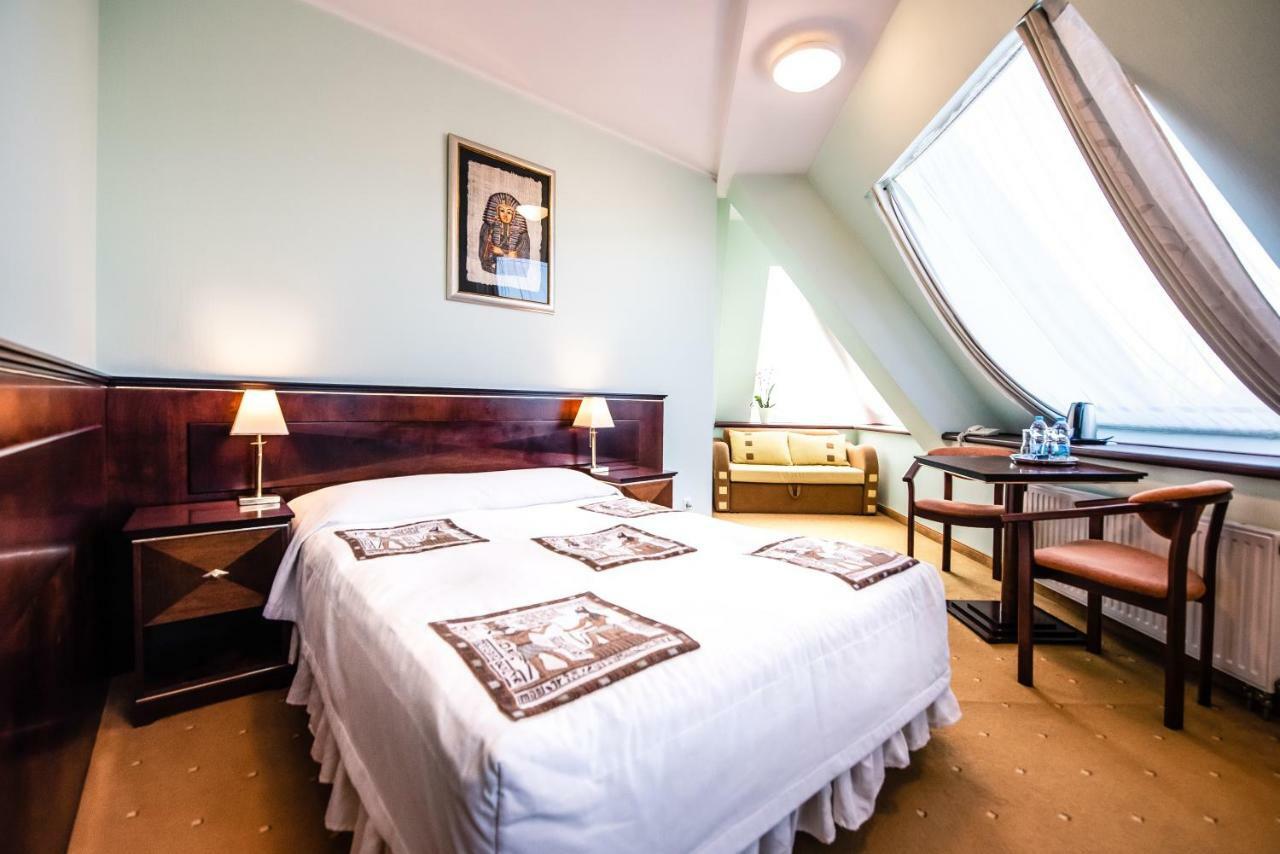 Piramida Park Hotel & Wellness Tychy Eksteriør bilde